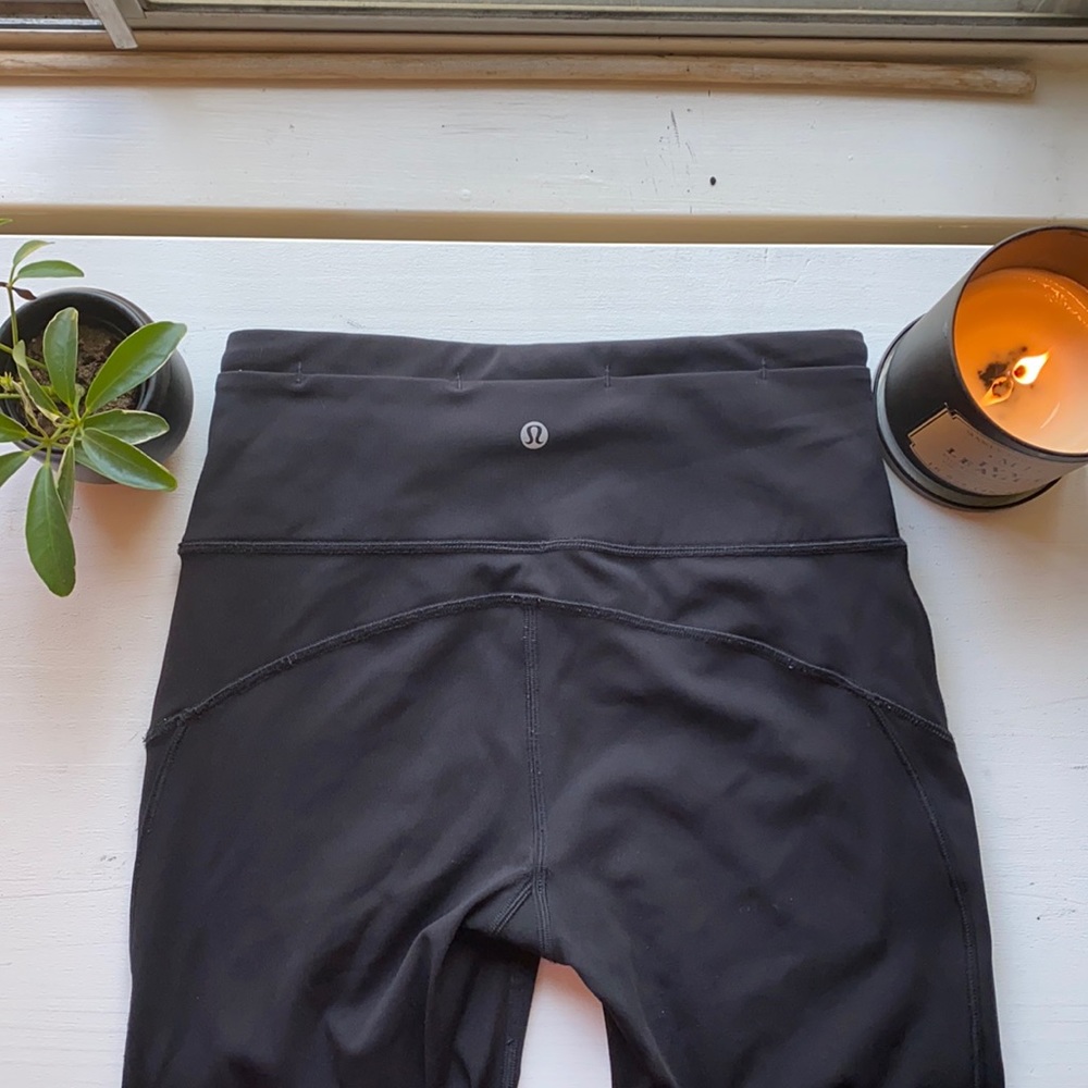 Lululemon mid rise leggings 25”